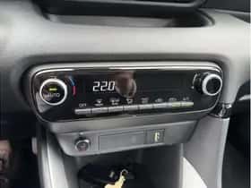 Toyota Yaris (2021) thumbnail 22