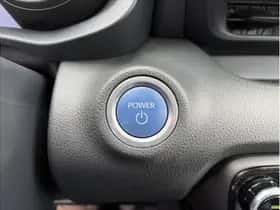 Toyota Yaris (2021) thumbnail 23