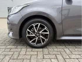 Toyota Yaris (2021) thumbnail 9