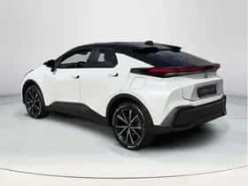 Toyota C-HR (2025) thumbnail 3