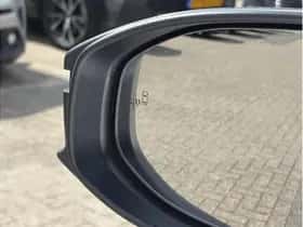 Toyota C-HR (2025) thumbnail 30