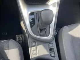 Toyota Yaris (2021) thumbnail 14
