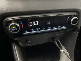 Toyota Yaris (2021) thumbnail 17