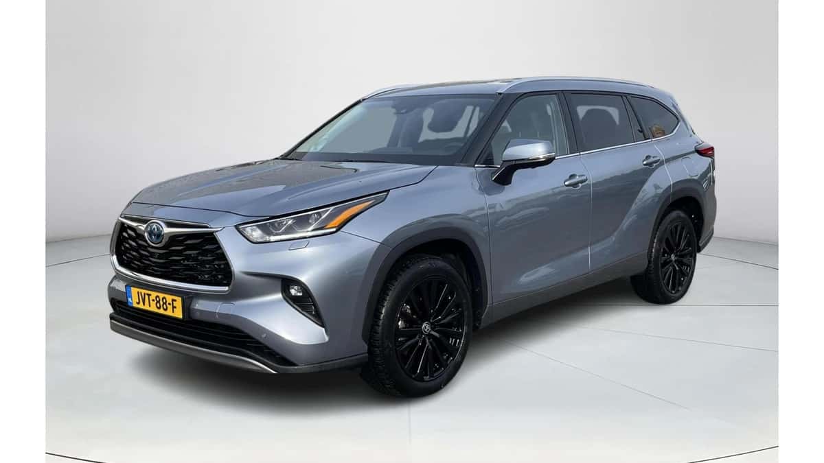 Toyota Highlander (2024) — foto 1