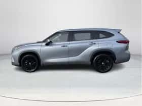 Toyota Highlander (2024) thumbnail 3