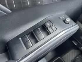Toyota Highlander (2024) thumbnail 22