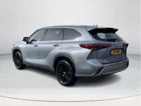 Toyota Highlander (2024) thumbnail 4