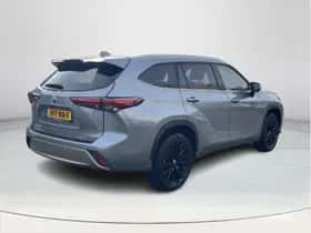 Toyota Highlander (2024) thumbnail 6