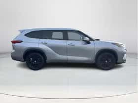 Toyota Highlander (2024) thumbnail 7