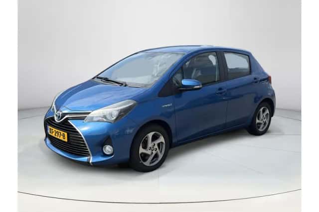 Toyota Yaris (2016) thumbnail 1