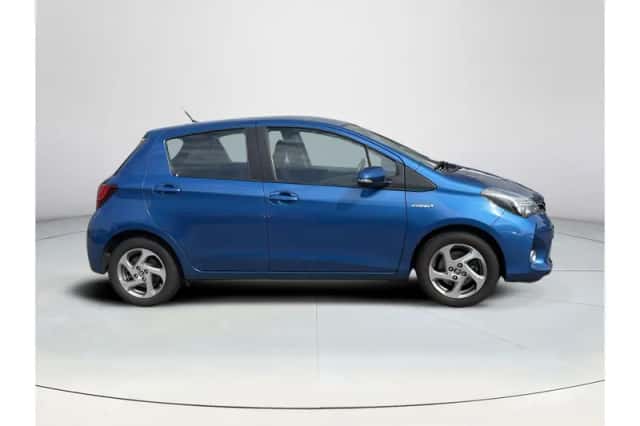 Toyota Yaris (2016) thumbnail 6