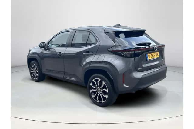 Toyota Yaris Cross (2022) thumbnail 3