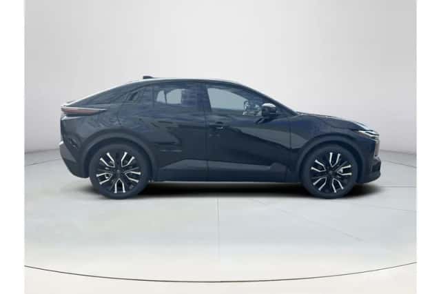 Toyota C-HR+ (2026) thumbnail 6