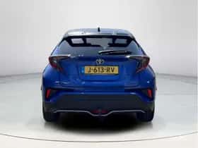 Toyota C-HR (2017) thumbnail 5