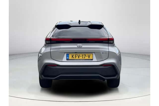 Toyota C-HR (2026) thumbnail 4