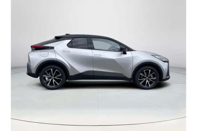 Toyota C-HR (2026) thumbnail 6
