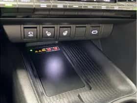 Toyota C-HR (2025) thumbnail 14