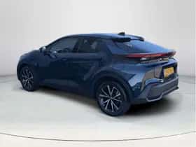 Toyota C-HR (2025) thumbnail 3