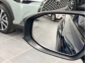 Toyota C-HR (2025) thumbnail 22
