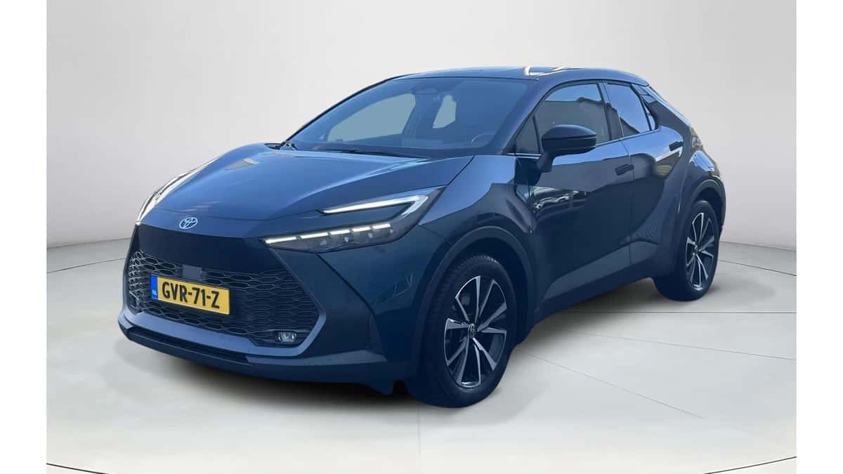 Toyota C-HR (2024) — foto 1