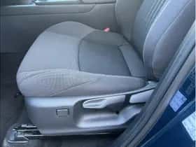Toyota C-HR (2024) thumbnail 21