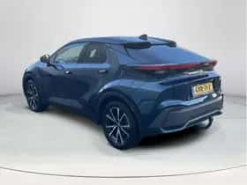 Toyota C-HR (2024) thumbnail 4