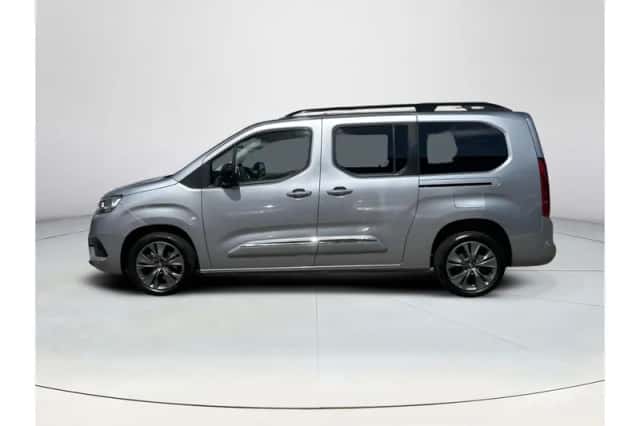 Toyota Proace (2023) thumbnail 2