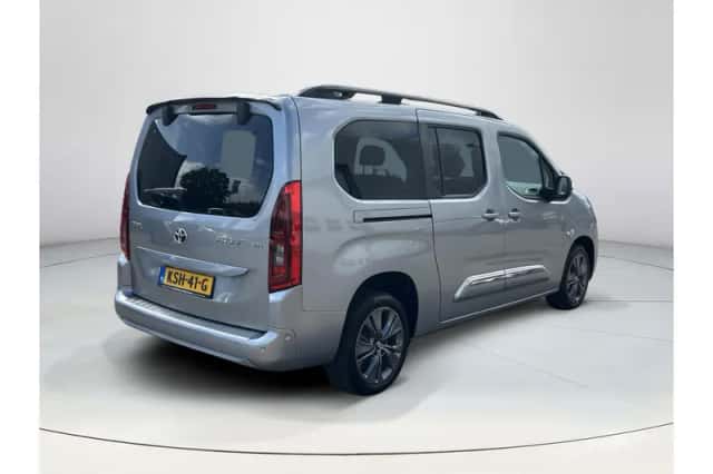 Toyota Proace (2023) thumbnail 5
