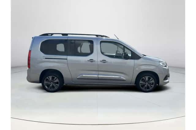 Toyota Proace (2023) thumbnail 6