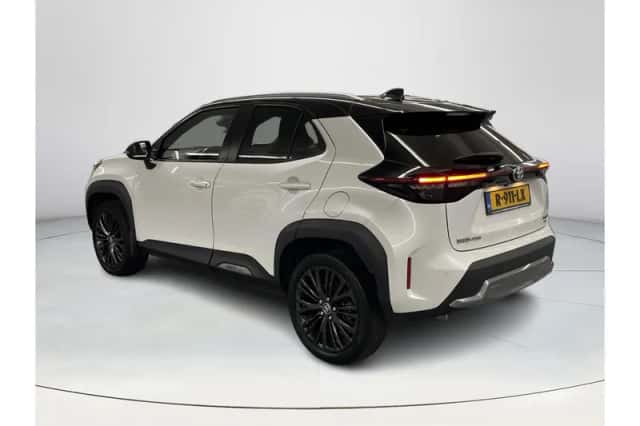 Toyota Yaris Cross (2022) thumbnail 3