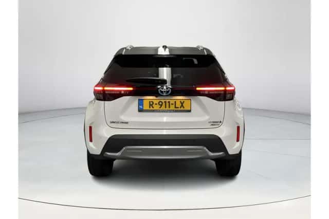 Toyota Yaris Cross (2022) thumbnail 4