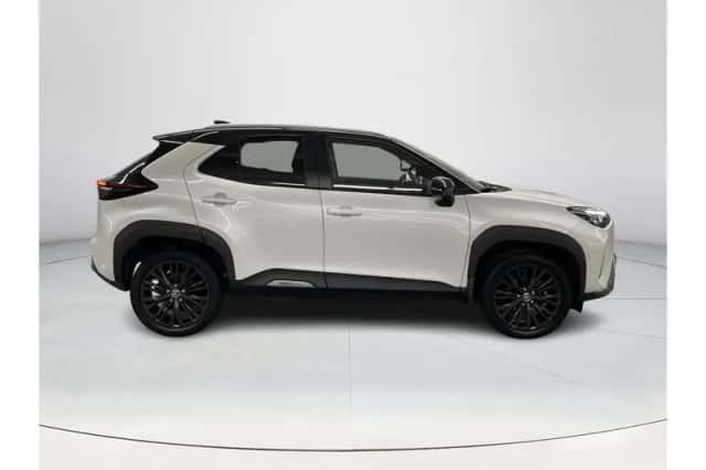 Toyota Yaris Cross (2022) thumbnail 6