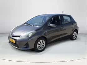 Toyota Yaris (2012) thumbnail 1