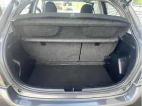 Toyota Yaris (2012) thumbnail 9