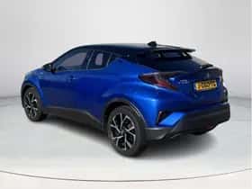Toyota C-HR (2018) thumbnail 3
