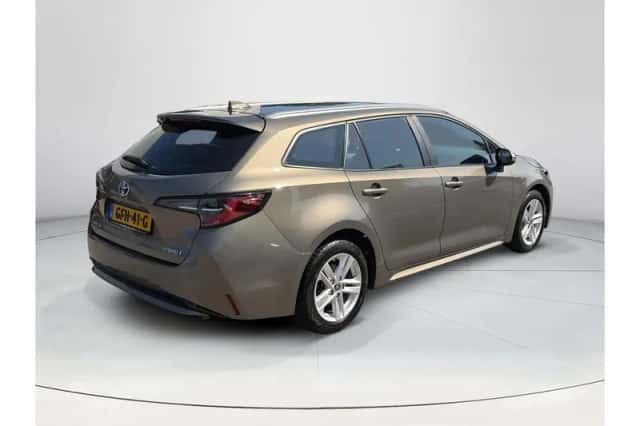 Toyota Corolla (2022) thumbnail 5