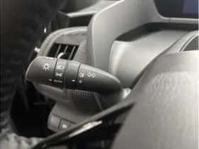 Toyota bZ4X (2025) thumbnail 11