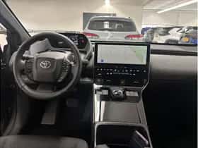 Toyota bZ4X (2025) thumbnail 18
