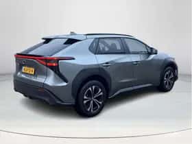 Toyota bZ4X (2025) thumbnail 6