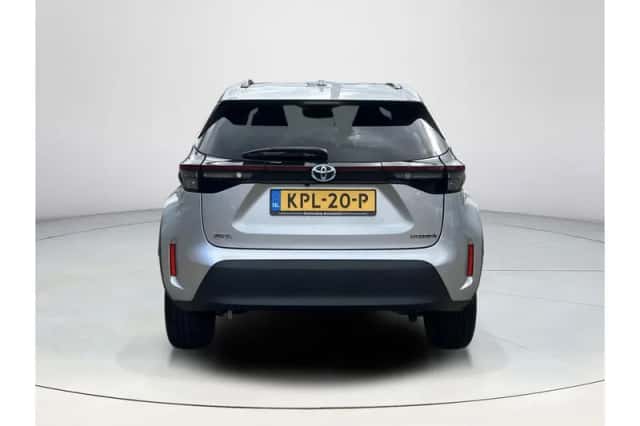 Toyota Yaris Cross (2023) thumbnail 4