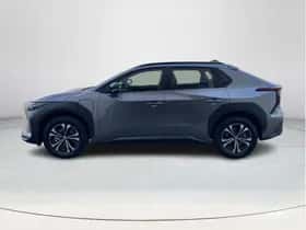 Toyota bZ4X (2025) thumbnail 2