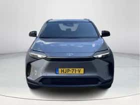 Toyota bZ4X (2025) thumbnail 8