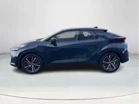Toyota C-HR (2025) thumbnail 2