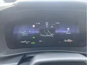 Toyota C-HR (2025) thumbnail 18