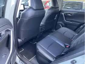 Toyota RAV4 (2023) thumbnail 12