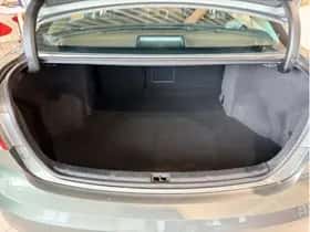 Toyota Avensis (2011) thumbnail 11