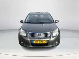 Toyota Avensis (2011) thumbnail 8