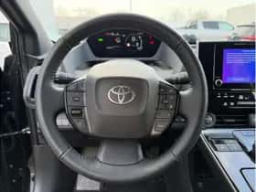 Toyota bZ4X (2025) thumbnail 13