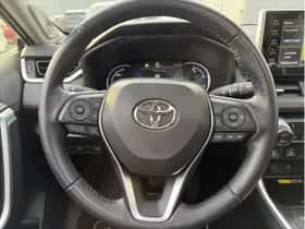 Toyota RAV4 (2022) thumbnail 18