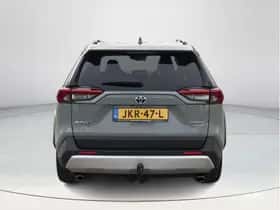 Toyota RAV4 (2022) thumbnail 5
